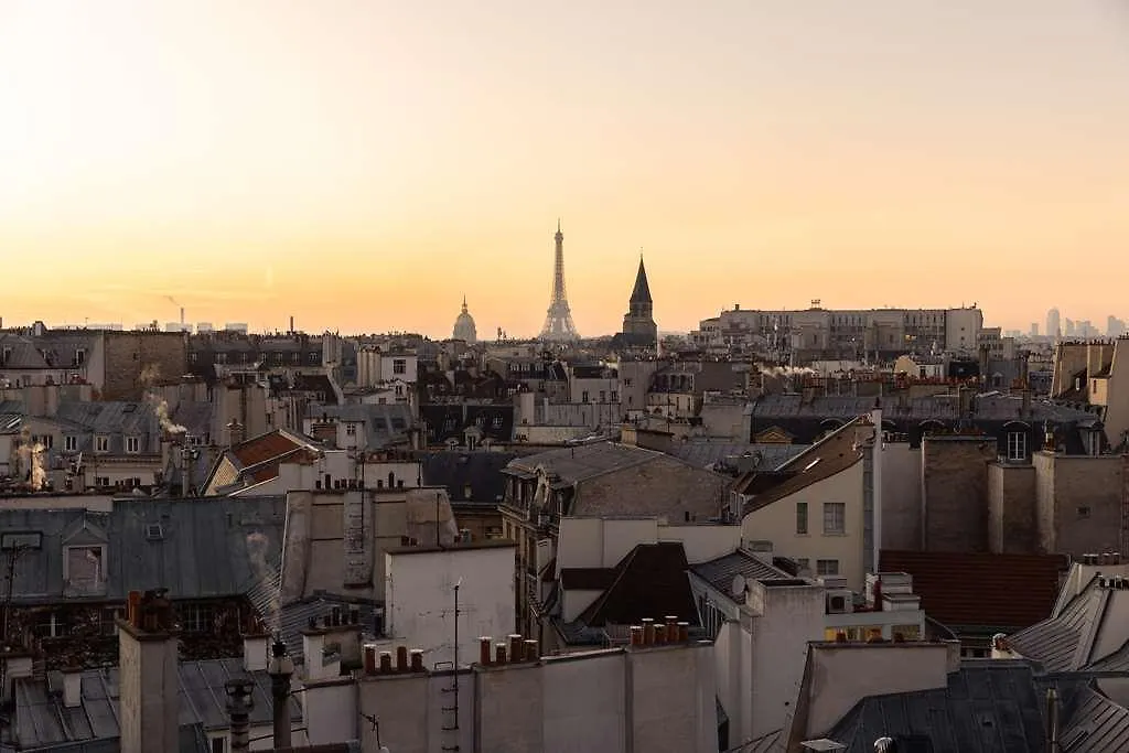 Dame Des Arts Hotel 4*